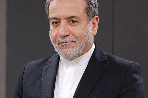 L’Ue resta aperta al dialogo sul nucleare iraniano, nonostante l’assenza prevista dai colloqui di Ginevra