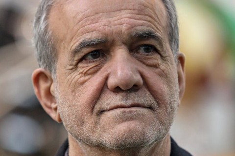 Teheran non arretra: il presidente Pezeshkian ribadisce l'impegno sul nucleare