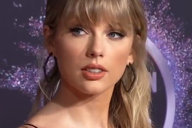 Taylor Swift svela il titolo del suo dodicesimo album: “The Life of a Showgirl”