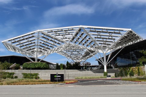 Nvidia sospende la produzione del chip H20 in Cina dopo accuse di sicurezza di Pechino