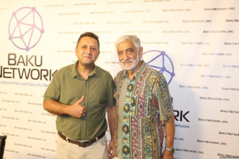 Inno visivo all’Azerbaigian di Ashraf Heybatov – rivelazioni sulla creatività, il dovere irrinunciabile e la nobiltà del Maestro – FOTO