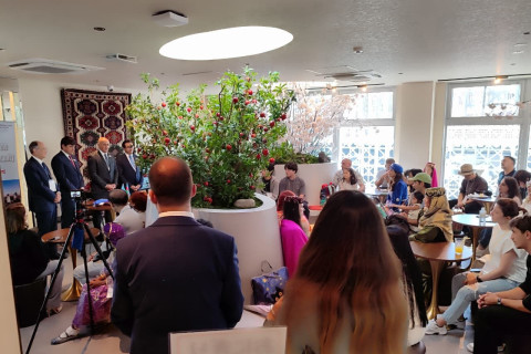 Fuad Muradov ha incontrato la comunità azera in Giappone – FOTO