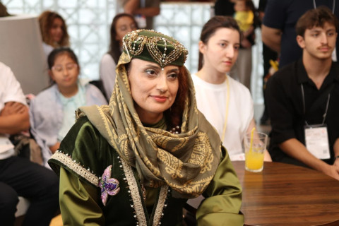 Fuad Muradov ha incontrato la comunità azera in Giappone – FOTO