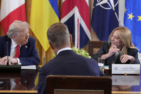 I leader dell’UE intendono recarsi da Trump nei prossimi giorni per negoziati sull’Ucraina