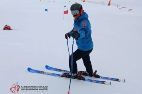 Un atleta paralimpico azero parteciperà a un torneo internazionale in Italia