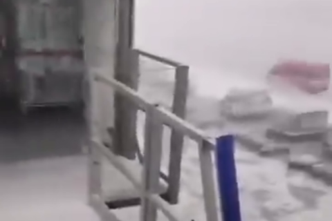 In Europa è caduta improvvisamente una forte grandinata – VIDEO