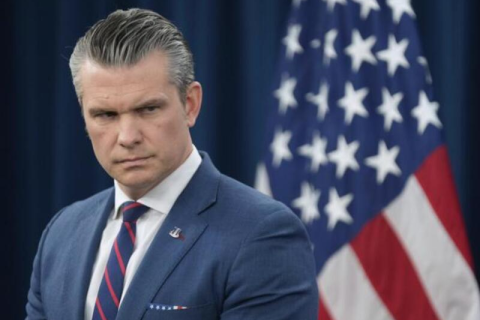 Hegseth annuncia una revisione del dispiegamento delle truppe statunitensi in Europa