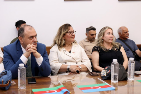 A Belgrado sono state discusse nuove direzioni per le attività della diaspora azera - FOTO