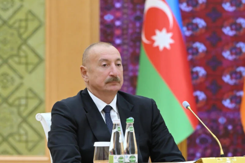 Il Presidente Ilham Aliyev: l'Azerbaigian rafforza il proprio ruolo di snodo strategico dei trasporti regionali