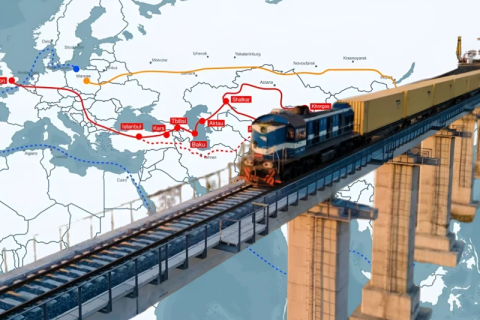 L'aumento del trasporto ferroviario dalla Cina rafforza il ruolo dell'Azerbaigian nel Corridoio di Mezzo